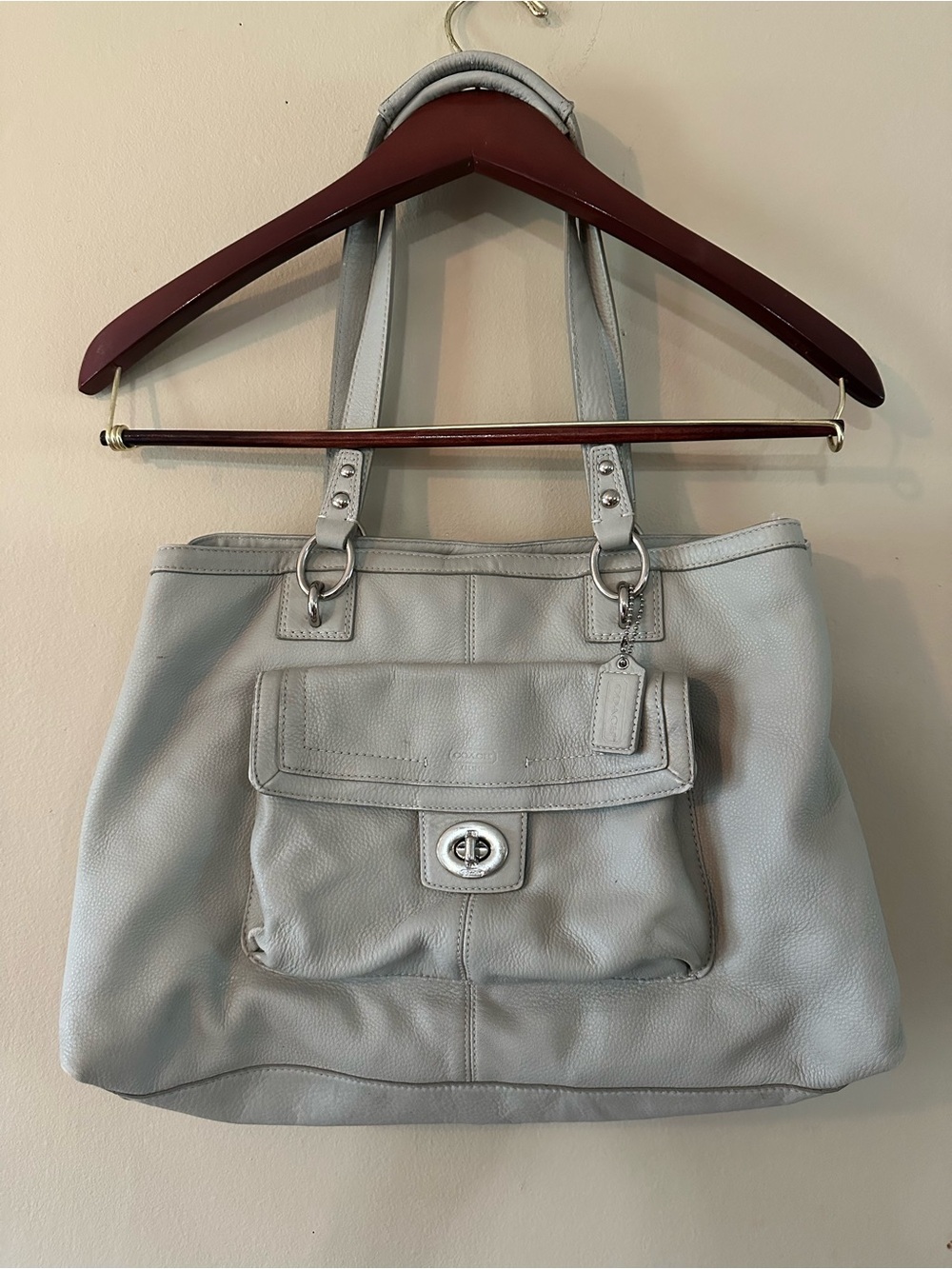 Coach Penelope Grey Leather Carryall Turnlock Tote Bag with Pink Lining F19210